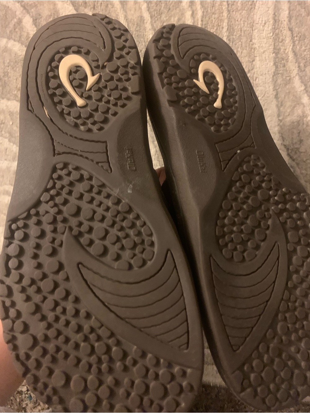 OluKai Men's Brown Slide Sandals - Picture 2 of 3